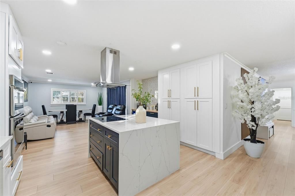 待售: $465,000 (3 贝兹, 2 浴室, 1727 平方英尺)