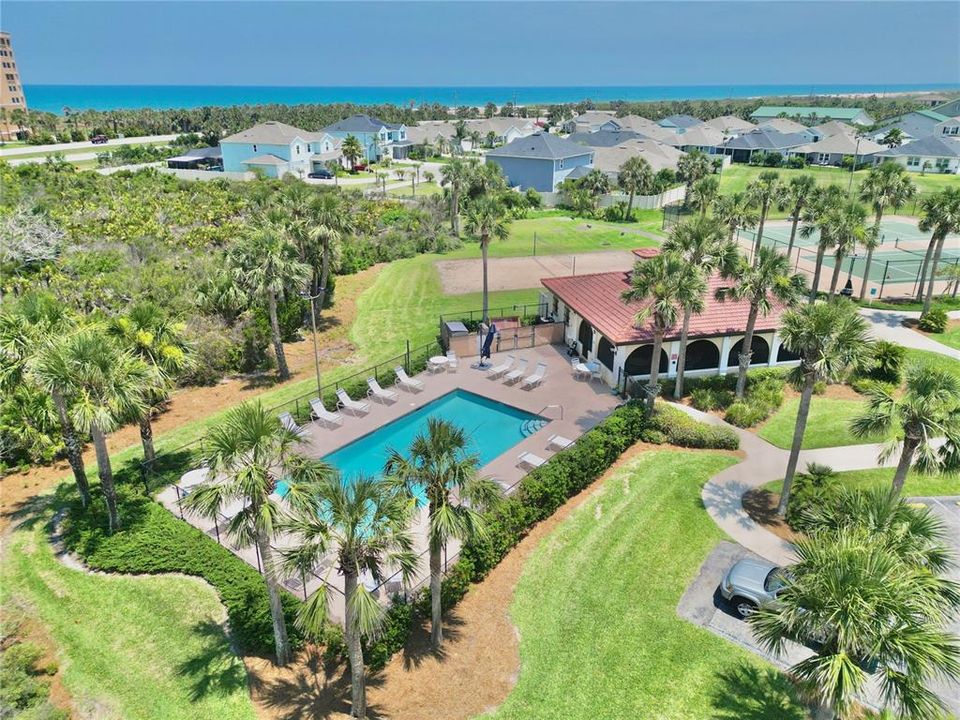 待售: $249,900 (2 贝兹, 2 浴室, 1113 平方英尺)