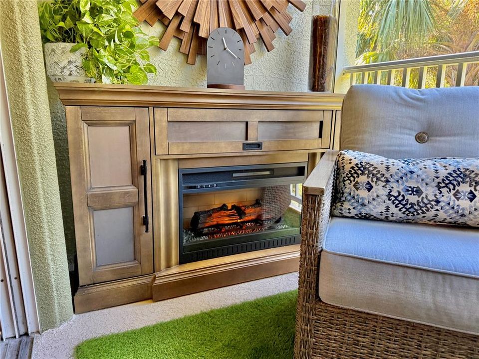 待售: $249,900 (2 贝兹, 2 浴室, 1113 平方英尺)