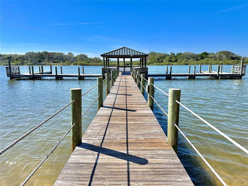 待售: $249,900 (2 贝兹, 2 浴室, 1113 平方英尺)