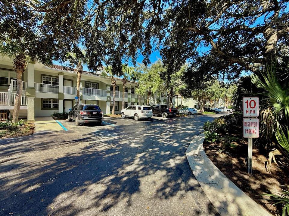 待售: $249,900 (2 贝兹, 2 浴室, 1113 平方英尺)