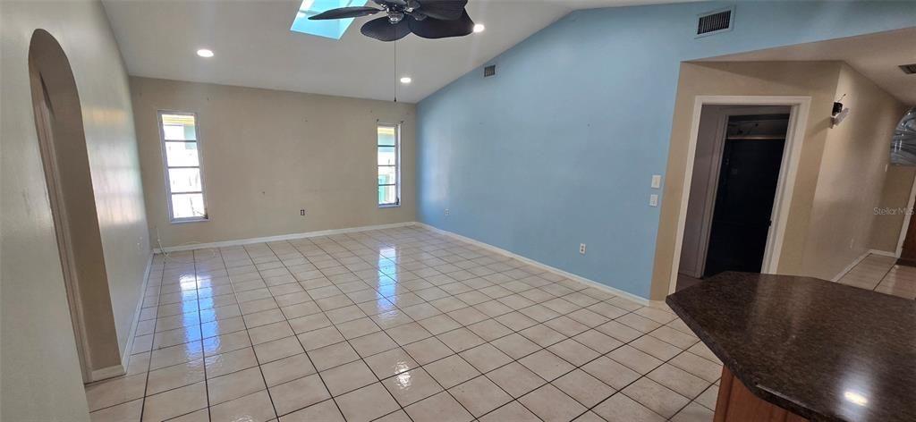 For Sale: $325,000 (3 beds, 2 baths, 2142 Square Feet)