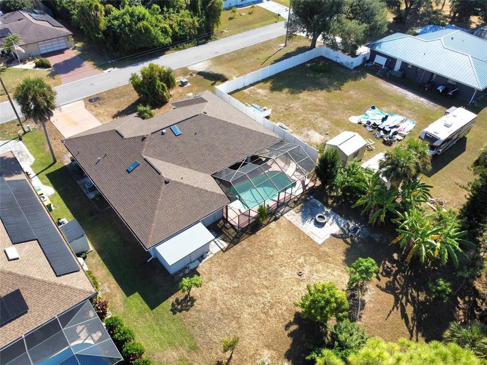 For Sale: $325,000 (3 beds, 2 baths, 2142 Square Feet)