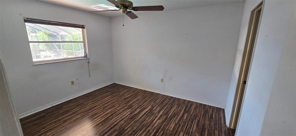 For Sale: $325,000 (3 beds, 2 baths, 2142 Square Feet)