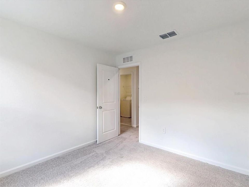 For Rent: $2,190 (4 beds, 2 baths, 1824 Square Feet)