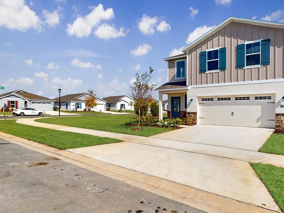 For Rent: $2,190 (4 beds, 2 baths, 1824 Square Feet)