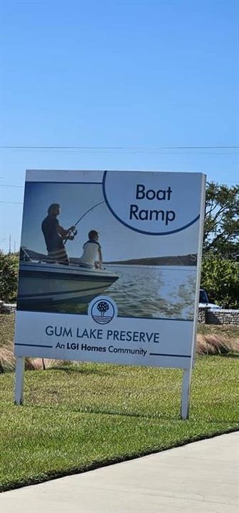 For Rent: $2,190 (4 beds, 2 baths, 1824 Square Feet)