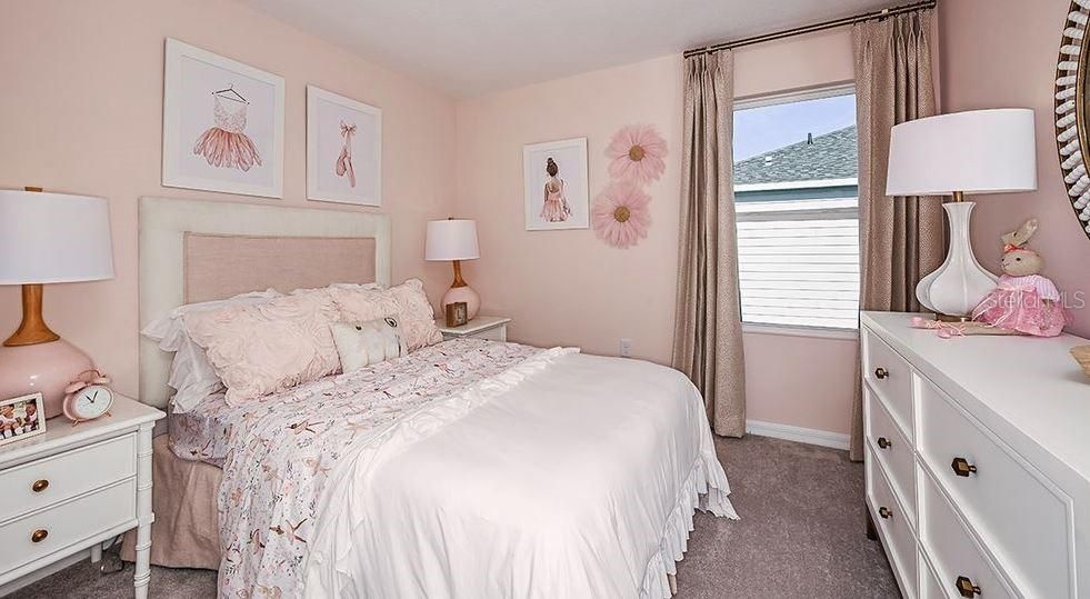 待售: $411,834 (4 贝兹, 3 浴室, 2303 平方英尺)