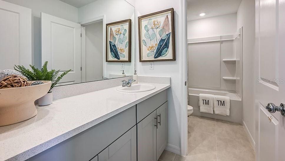 待售: $411,834 (4 贝兹, 3 浴室, 2303 平方英尺)