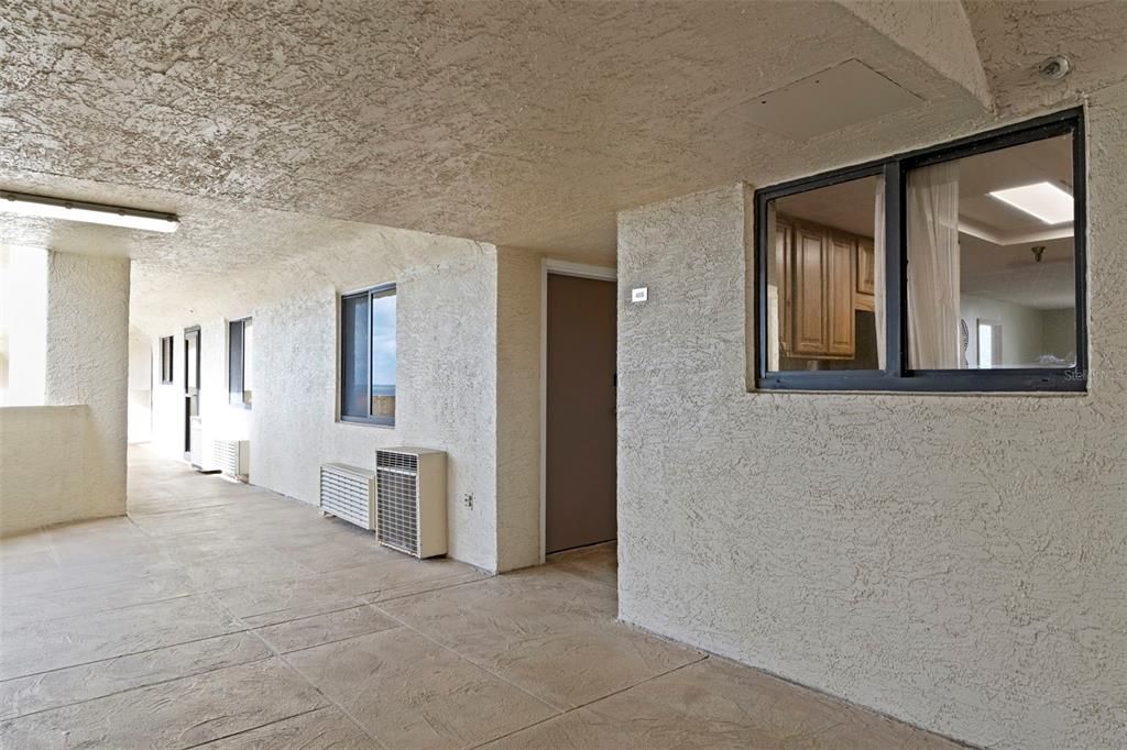 En Venta: $218,000 (2 camas, 2 baños, 950 Pies cuadrados)