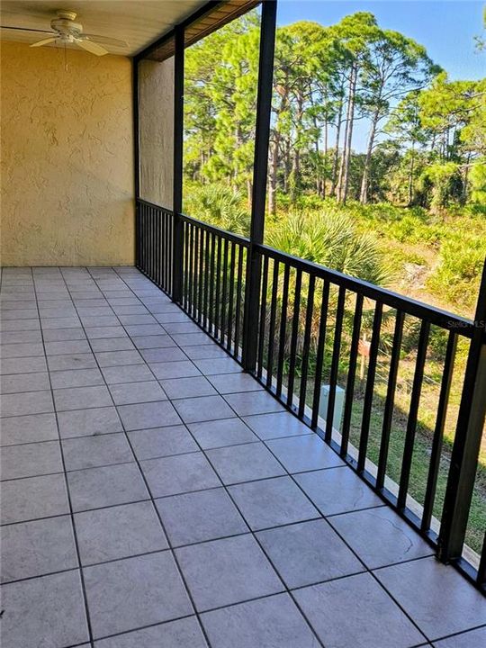 На продажу: $119,900 (2 спален, 2 ванн, 1290 Квадратных фут)