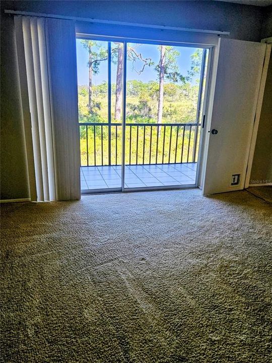 На продажу: $119,900 (2 спален, 2 ванн, 1290 Квадратных фут)