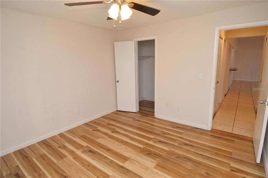 For Rent: $1,600 (2 beds, 1 baths, 1000 Square Feet)