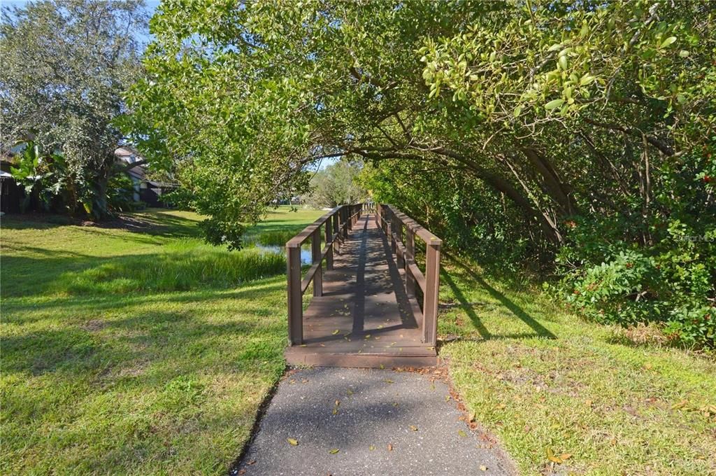 For Rent: $1,600 (2 beds, 1 baths, 1000 Square Feet)