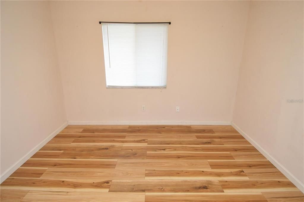 For Rent: $1,600 (2 beds, 1 baths, 1000 Square Feet)