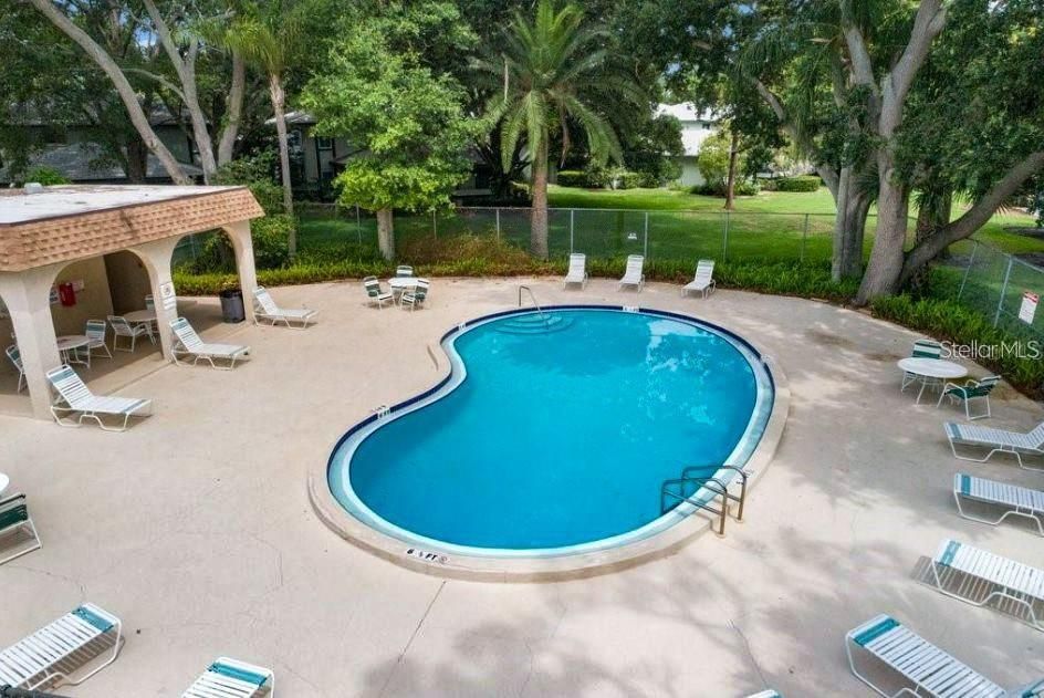 For Rent: $1,600 (2 beds, 1 baths, 1000 Square Feet)