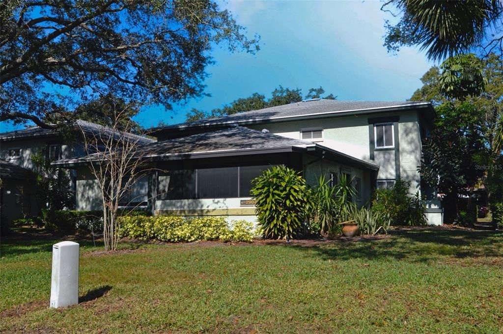 For Rent: $1,600 (2 beds, 1 baths, 1000 Square Feet)