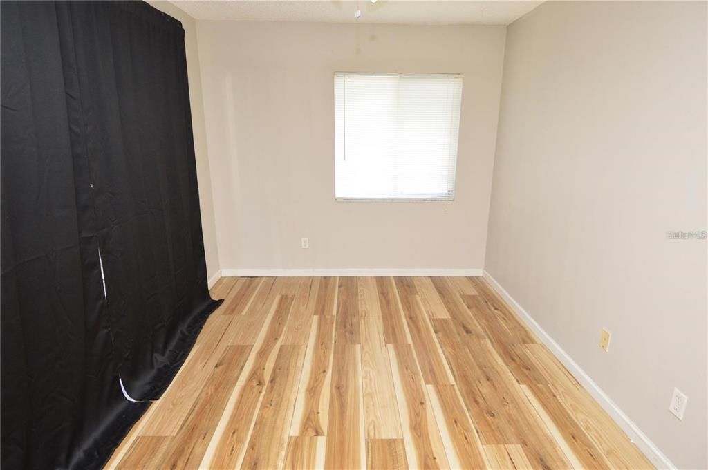 For Rent: $1,600 (2 beds, 1 baths, 1000 Square Feet)