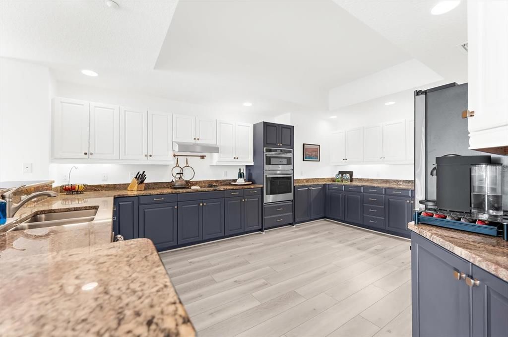 待售: $1,600,000 (3 贝兹, 3 浴室, 1845 平方英尺)