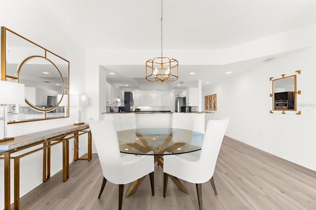 待售: $1,600,000 (3 贝兹, 3 浴室, 1845 平方英尺)