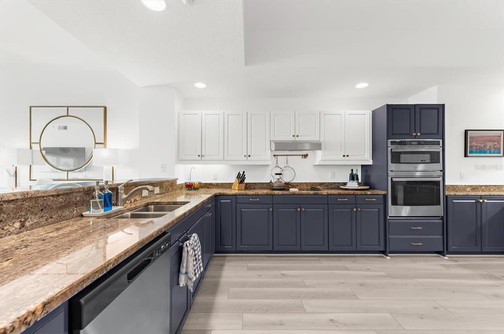 待售: $1,600,000 (3 贝兹, 3 浴室, 1845 平方英尺)