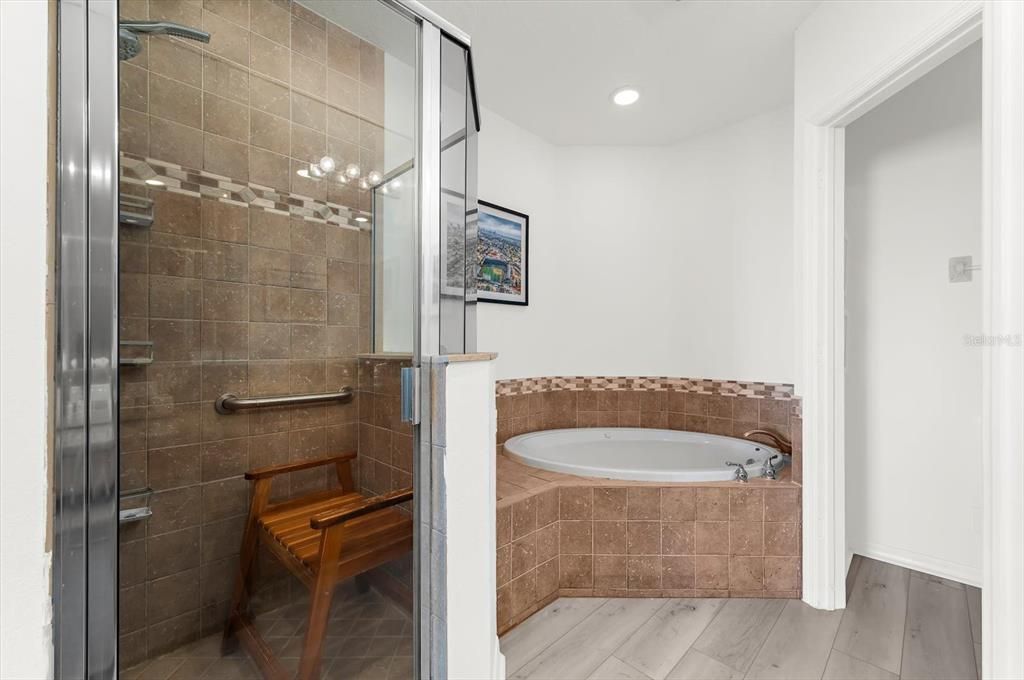 待售: $1,600,000 (3 贝兹, 3 浴室, 1845 平方英尺)