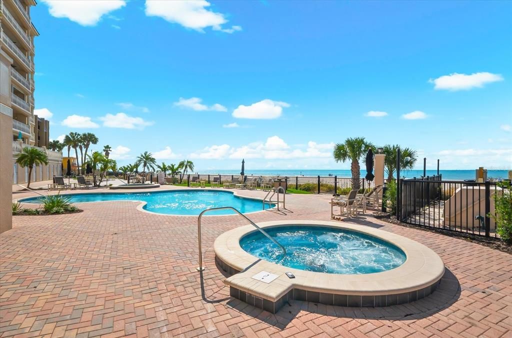 待售: $1,600,000 (3 贝兹, 3 浴室, 1845 平方英尺)