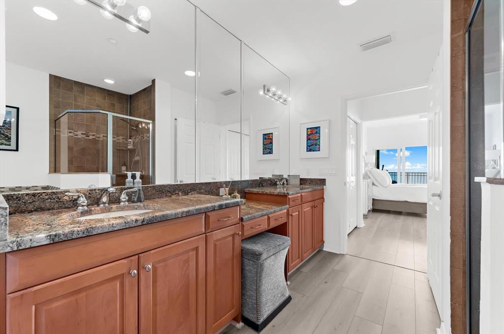 待售: $1,600,000 (3 贝兹, 3 浴室, 1845 平方英尺)