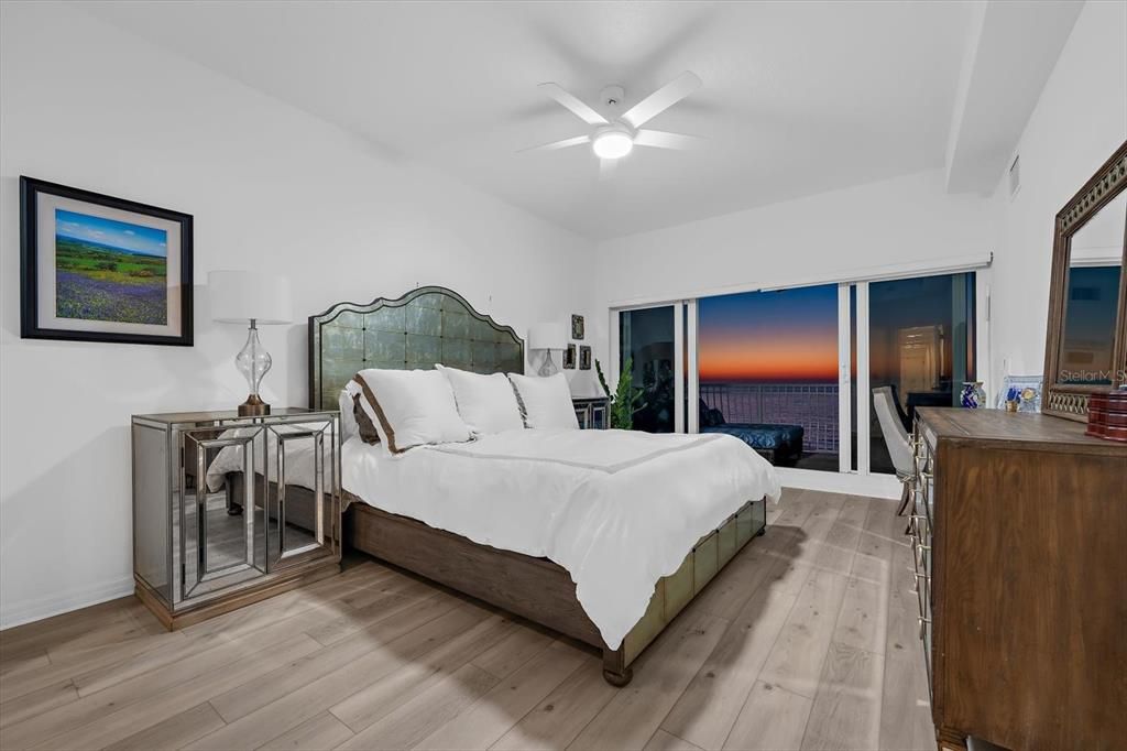 待售: $1,600,000 (3 贝兹, 3 浴室, 1845 平方英尺)