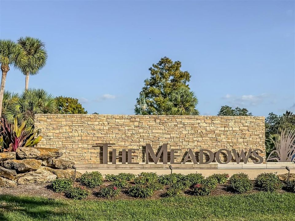 For Sale: $439,900 (2 beds, 2 baths, 1754 Square Feet)