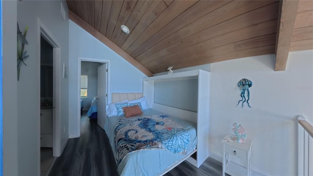 出租: $3,600 (2 贝兹, 2 浴室, 1860 平方英尺)