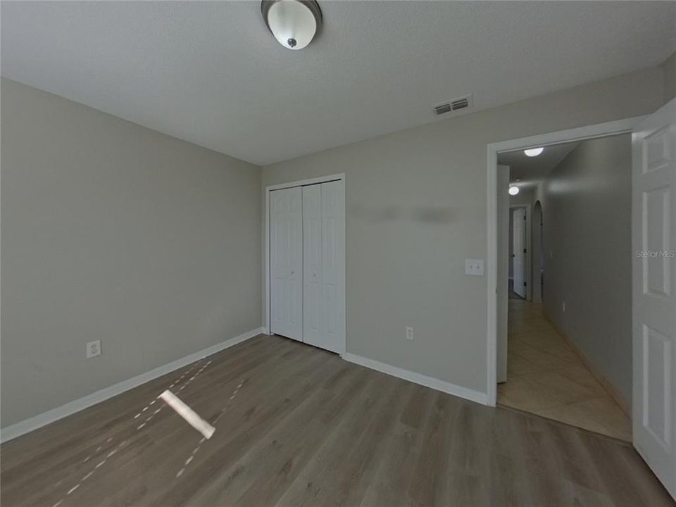 合同活跃: $1,799 (3 贝兹, 2 浴室, 1960 平方英尺)