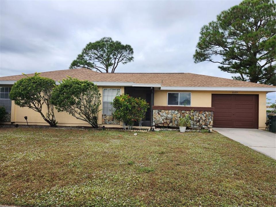 For Sale: $219,900 (3 beds, 2 baths, 1237 Square Feet)