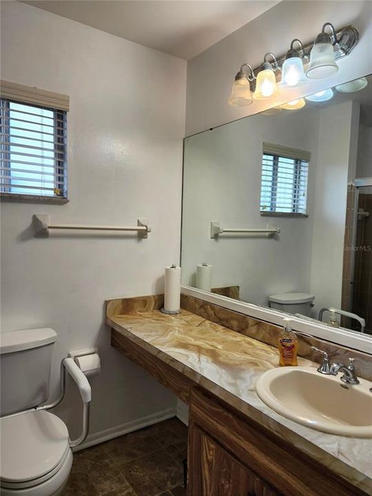 For Sale: $219,900 (3 beds, 2 baths, 1237 Square Feet)