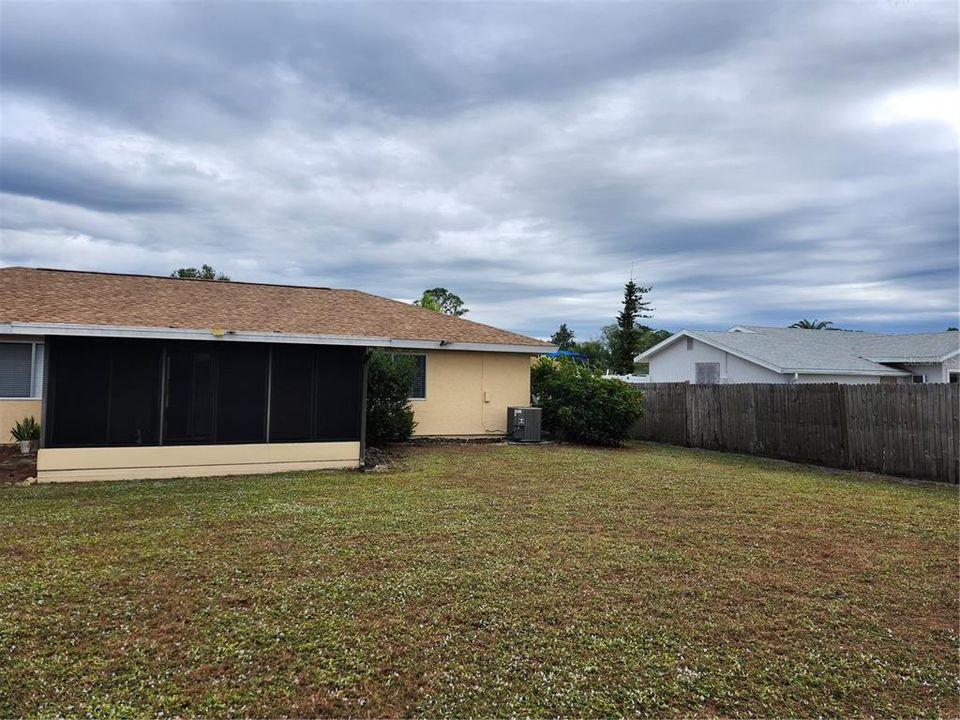 For Sale: $219,900 (3 beds, 2 baths, 1237 Square Feet)