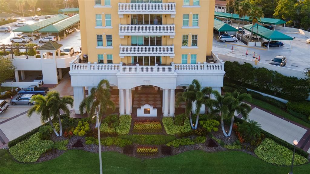 For Sale: $975,000 (2 beds, 2 baths, 1453 Square Feet)