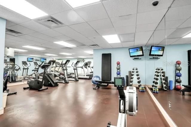 For Sale: $975,000 (2 beds, 2 baths, 1453 Square Feet)