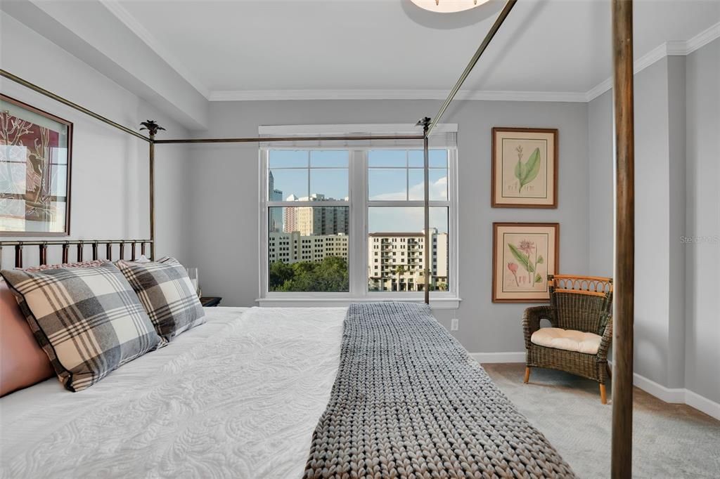 For Sale: $975,000 (2 beds, 2 baths, 1453 Square Feet)