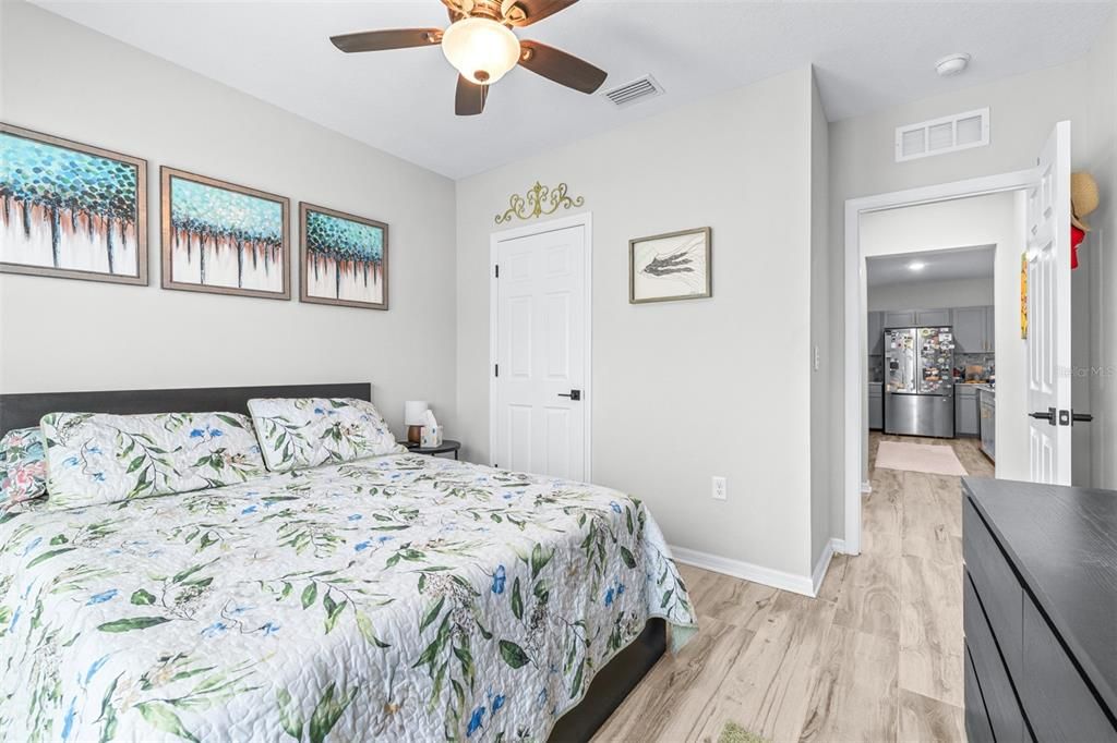 出租: $3,100 (5 贝兹, 3 浴室, 2466 平方英尺)