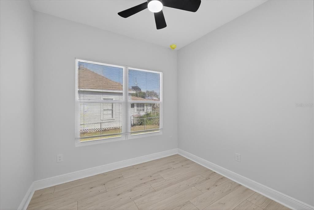 На продажу: $325,000 (3 спален, 2 ванн, 1340 Квадратных фут)