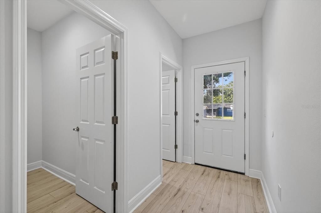 На продажу: $325,000 (3 спален, 2 ванн, 1340 Квадратных фут)