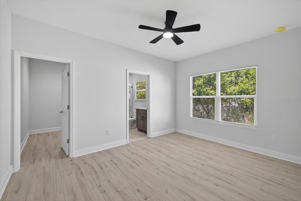 На продажу: $325,000 (3 спален, 2 ванн, 1340 Квадратных фут)