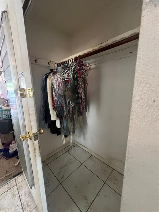 Activo con contrato: $210,000 (2 camas, 2 baños, 1350 Pies cuadrados)