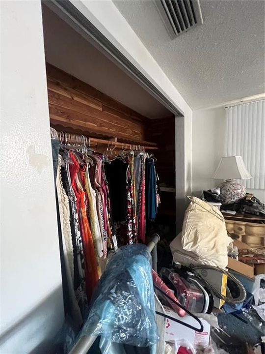 Activo con contrato: $210,000 (2 camas, 2 baños, 1350 Pies cuadrados)