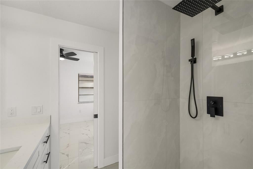 For Sale: $485,000 (5 beds, 4 baths, 2143 Square Feet)