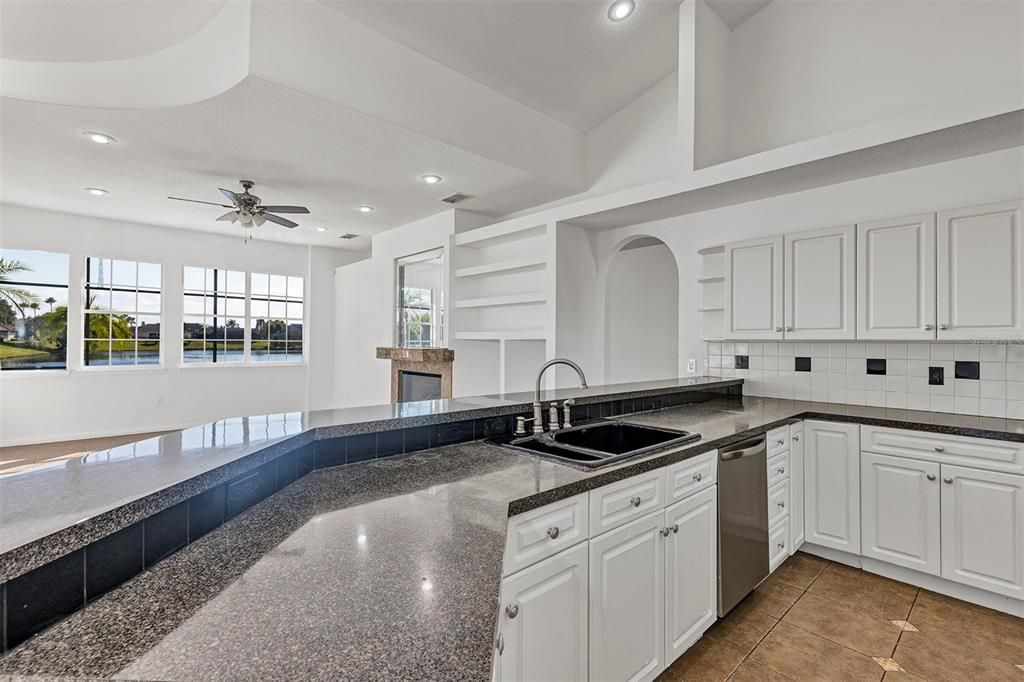 En Venta: $864,900 (4 camas, 3 baños, 3316 Pies cuadrados)