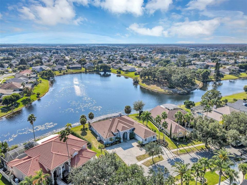 En Venta: $864,900 (4 camas, 3 baños, 3316 Pies cuadrados)