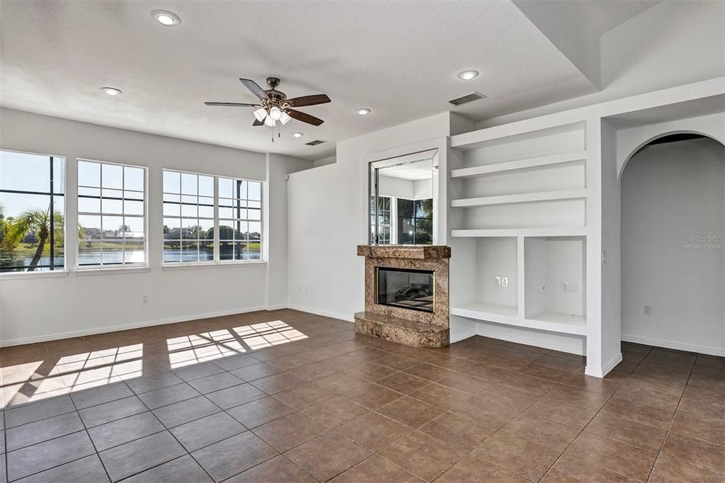 En Venta: $864,900 (4 camas, 3 baños, 3316 Pies cuadrados)