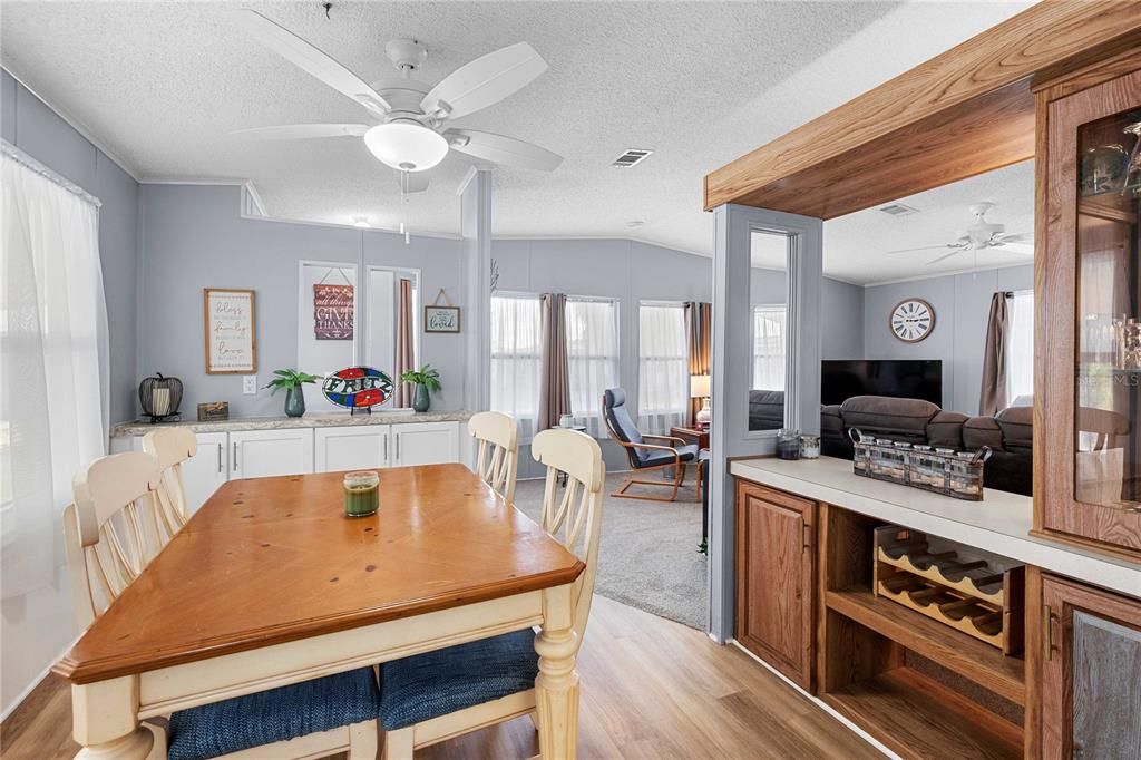 En Venta: $219,500 (2 camas, 2 baños, 1404 Pies cuadrados)