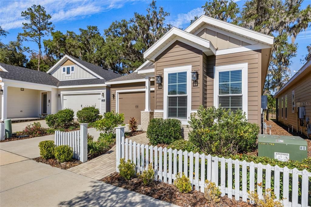 待售: $389,900 (3 贝兹, 2 浴室, 1679 平方英尺)